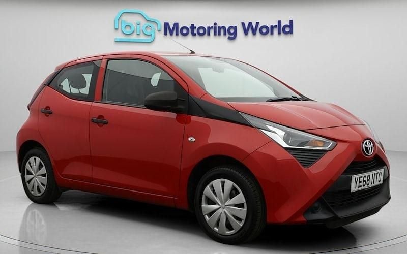 Used 2018 Toyota Aygo Hatchback | £6,300 (Good price) - Image 1/4