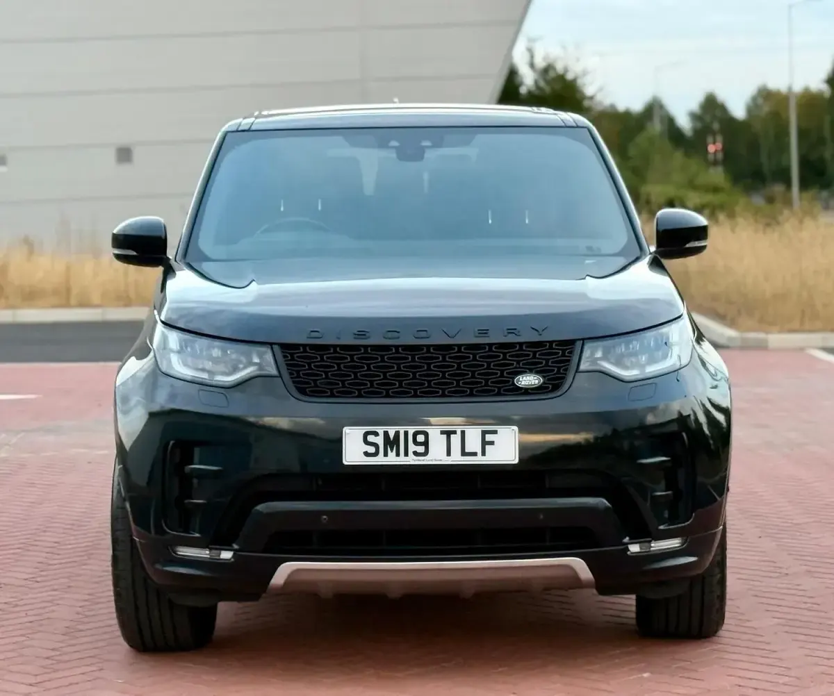 Used Land Rover Discovery HSE 2019 Black SUV