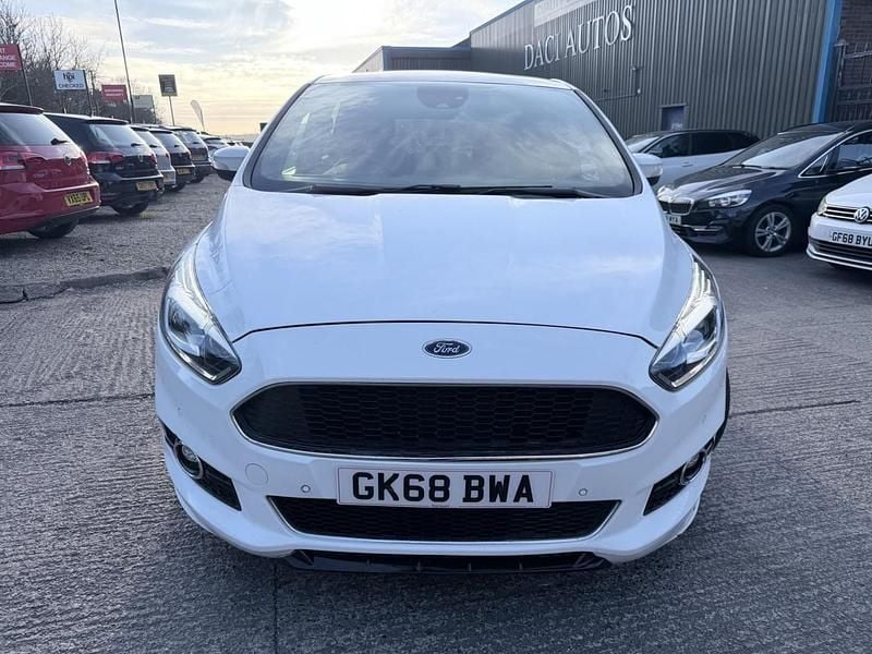 Used Ford S-MAX ST-Line 190 HP (139 kW) 2018 White MPV