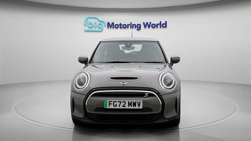 Used Mini Cooper SE Hatch 133 kW (181 HP) 2023 Hatchback