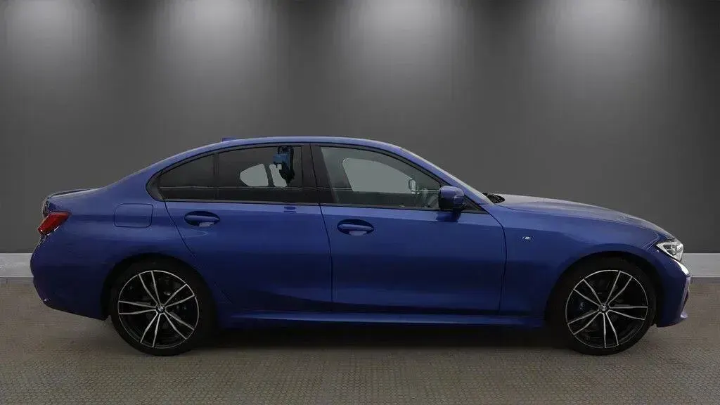 Used BMW 330e M Sport 292 HP (214 kW) 2019 Blue Sedan