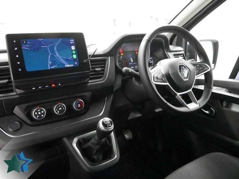 Used Renault Trafic 130 HP (95 kW) 2022 Grey