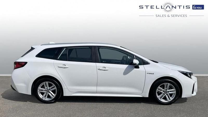 Used Suzuki Swace 138 HP (101 kW) 2024 White Estate