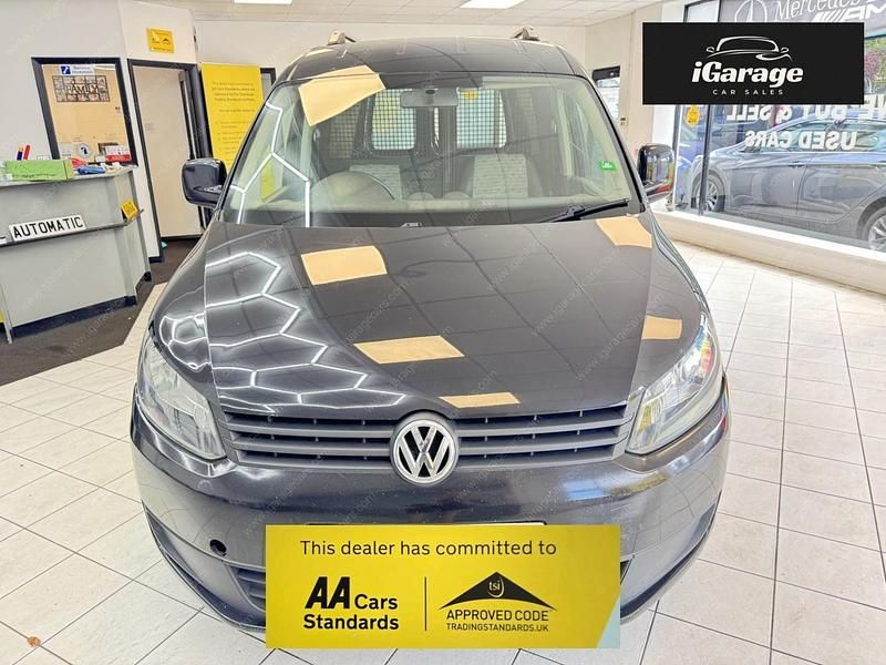 Black Used 2012 VW Caddy MPV | £4,500 (Fair price) - Image 1/4