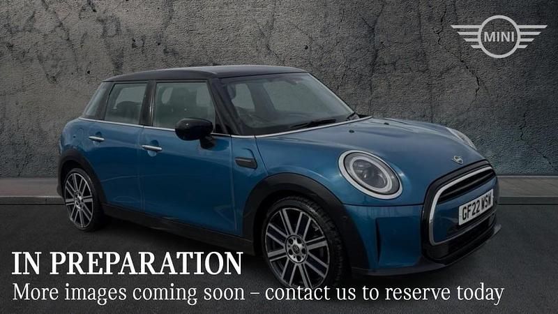 Used Mini Cooper Exclusive 134 HP (98 kW) 2022 Blue Hatchback