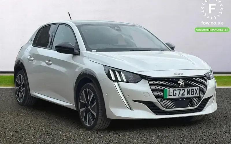 Used Peugeot e-208 Premium 100 kW (136 HP) 2022 Hatchback
