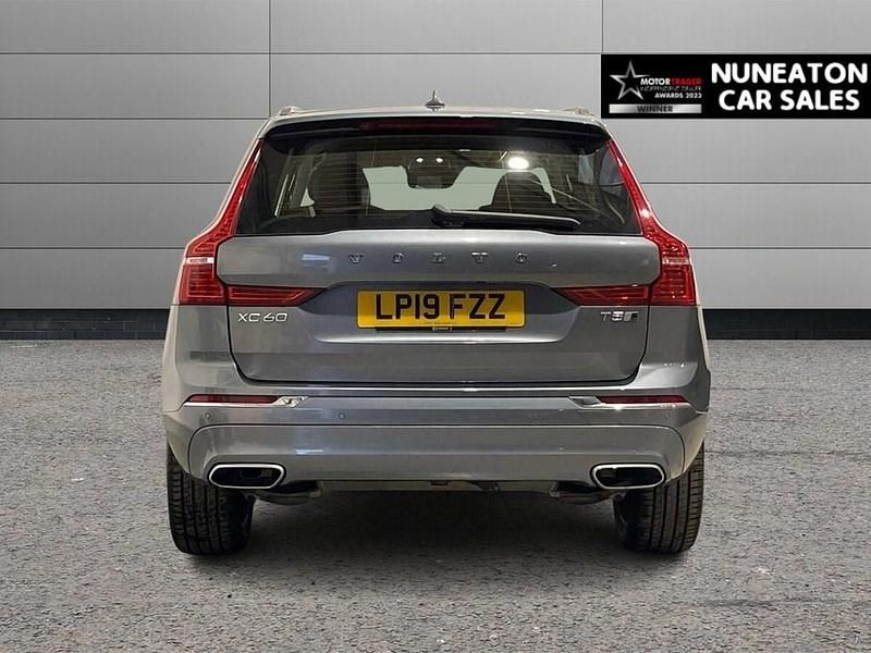 Used Volvo XC60 Inscription 250 HP (183 kW) 2019 Grey SUV