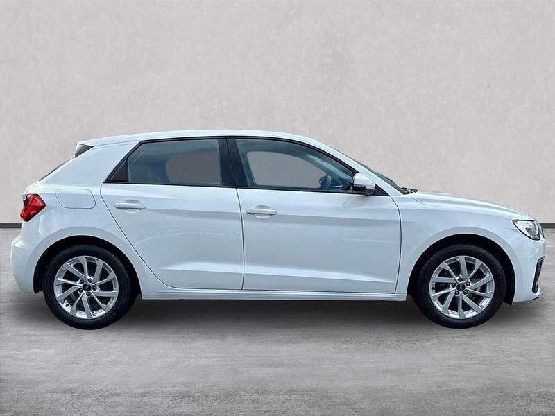Used Audi A1 Sport 95 HP (69 kW) 2025 White SUV