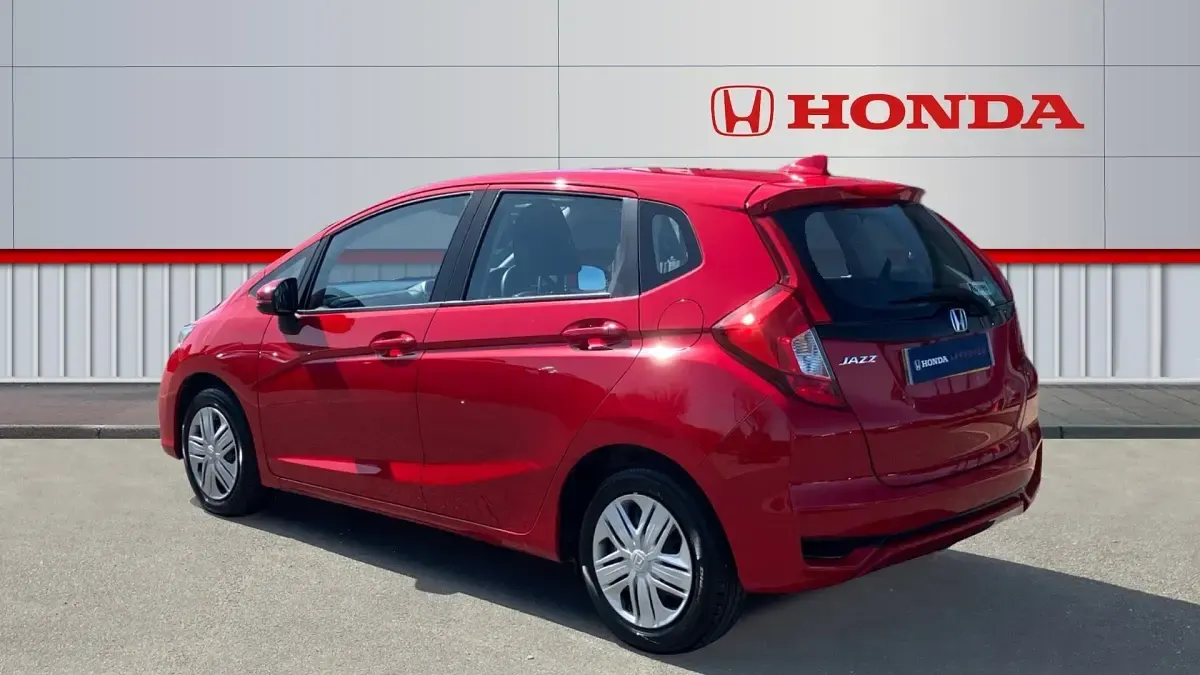 Second-hand Honda Jazz S 102 CP (75 kW) 2005 Hatchback