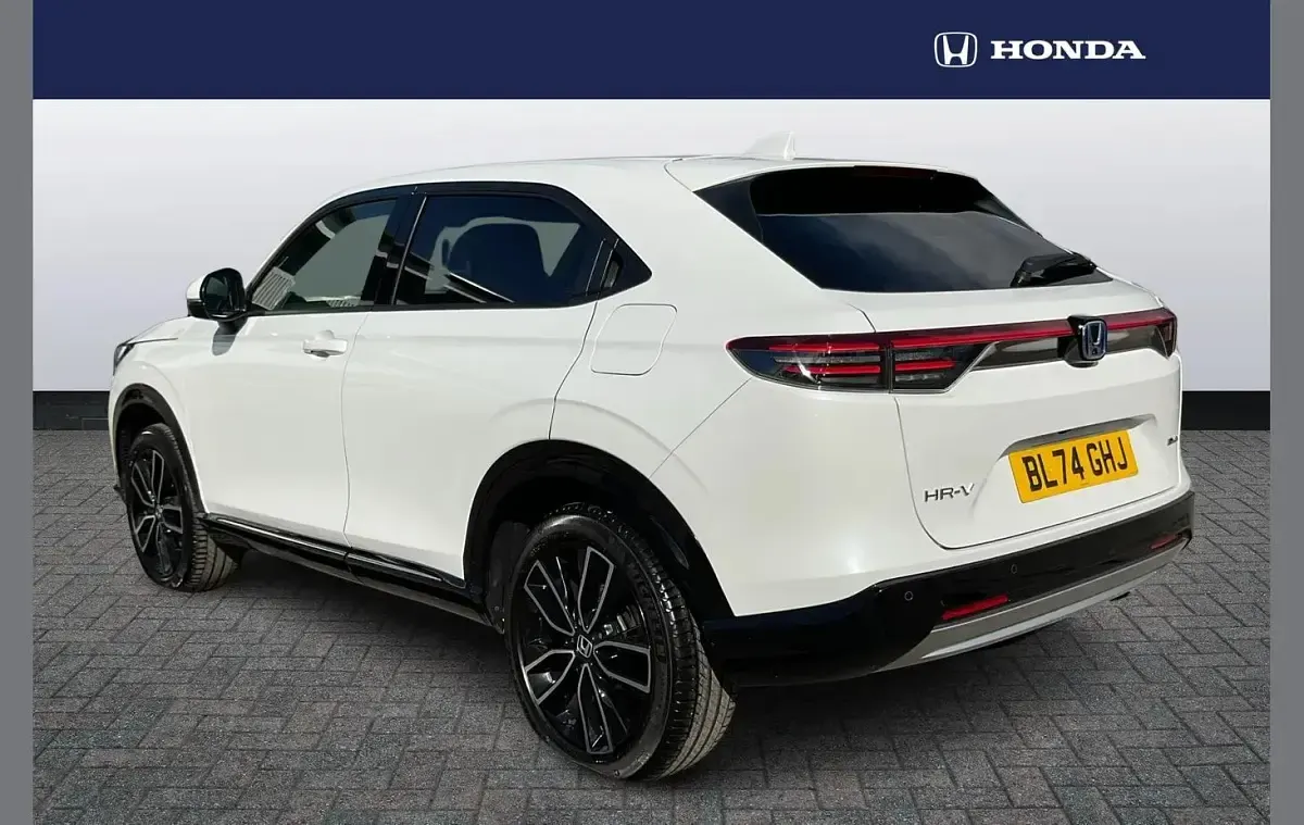 Używany Honda HR-V Advance 131 KM (96 kW) 2025 Biały SUV
