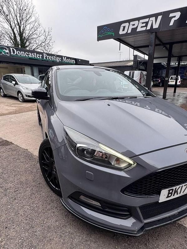 Used Ford Focus ST 2017 Grey Hatchback
