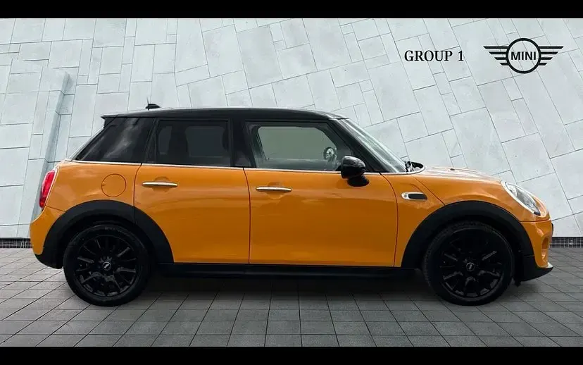 Used Mini Cooper Hatch 134 HP (98 kW) 2016 Other Hatchback