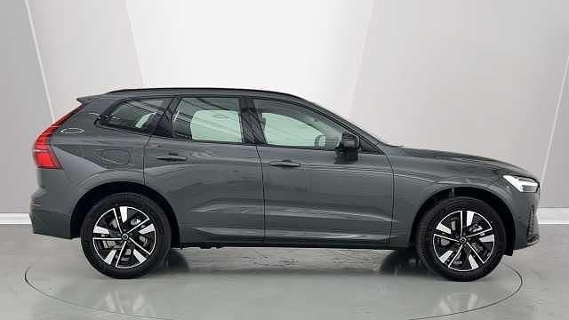 Used Volvo XC60 Plus 247 HP (181 kW) 2026 SUV