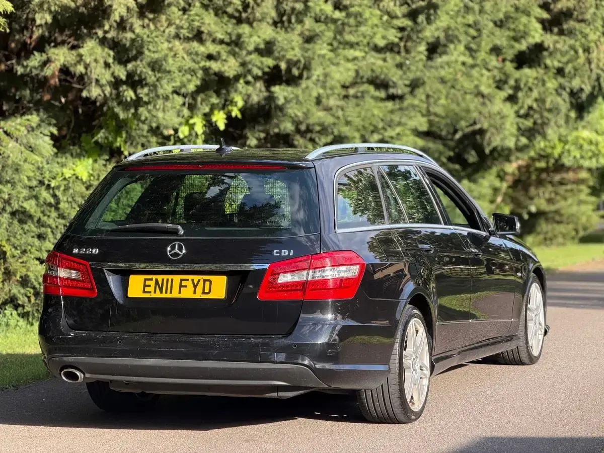 Used Mercedes E220 2011 Black Estate