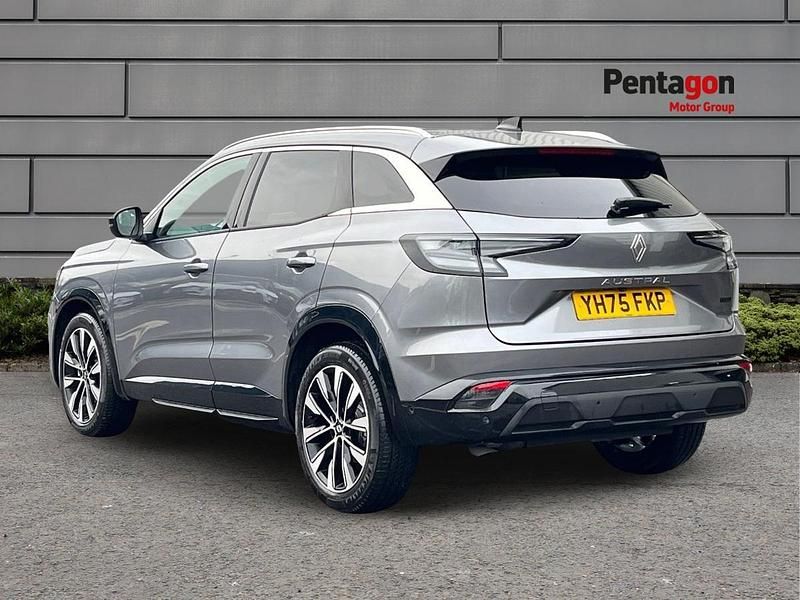 Used Renault Austral Techno 200 HP (147 kW) 2025 Grey SUV