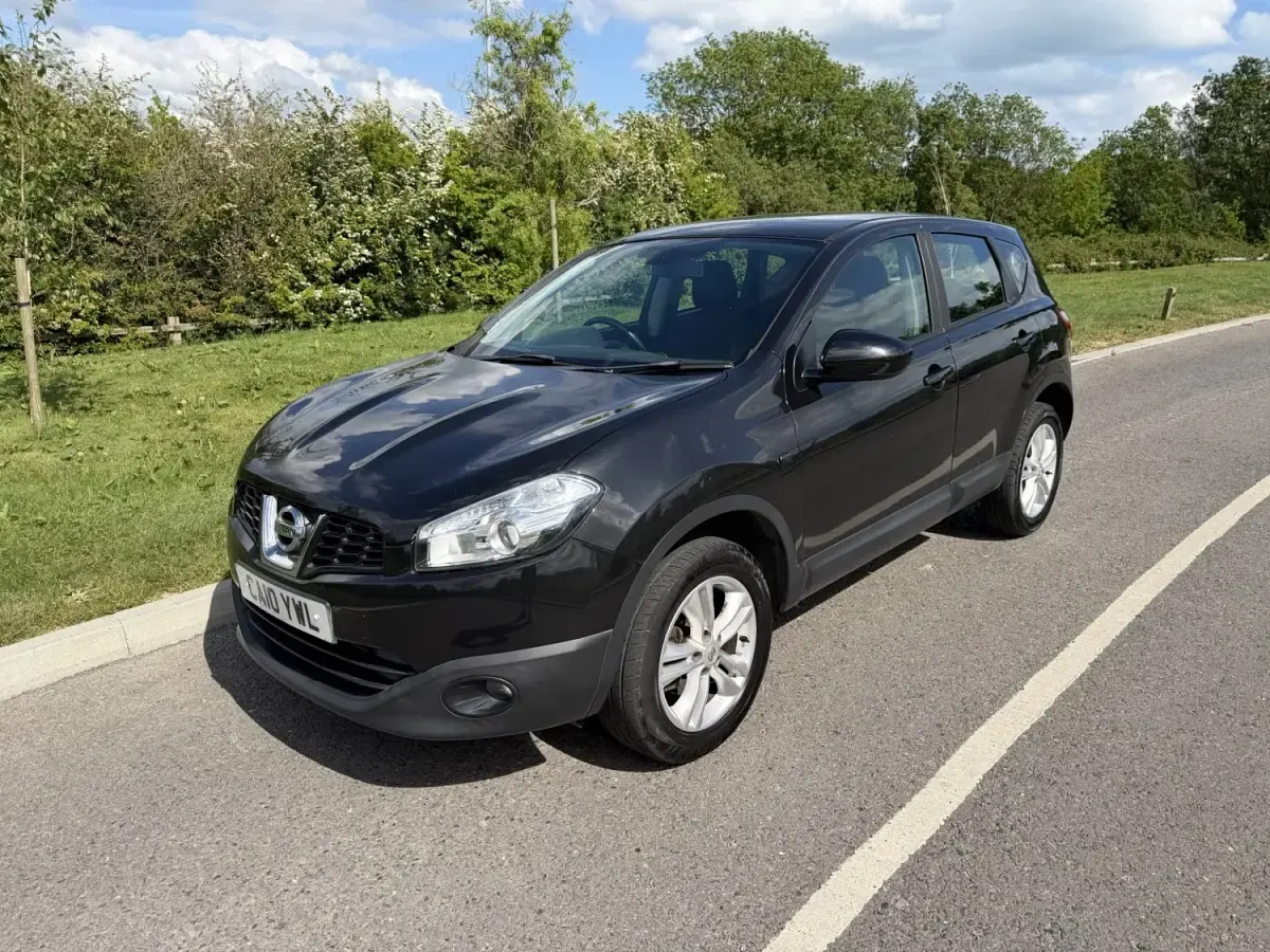 Begagnad Nissan Qashqai Acenta 2010 Svart SUV