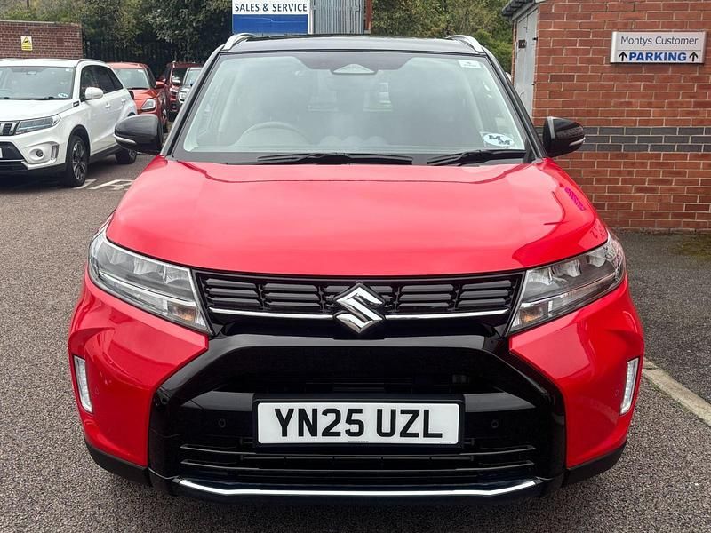 Used Suzuki Vitara 129 HP (94 kW) 2025 Red SUV