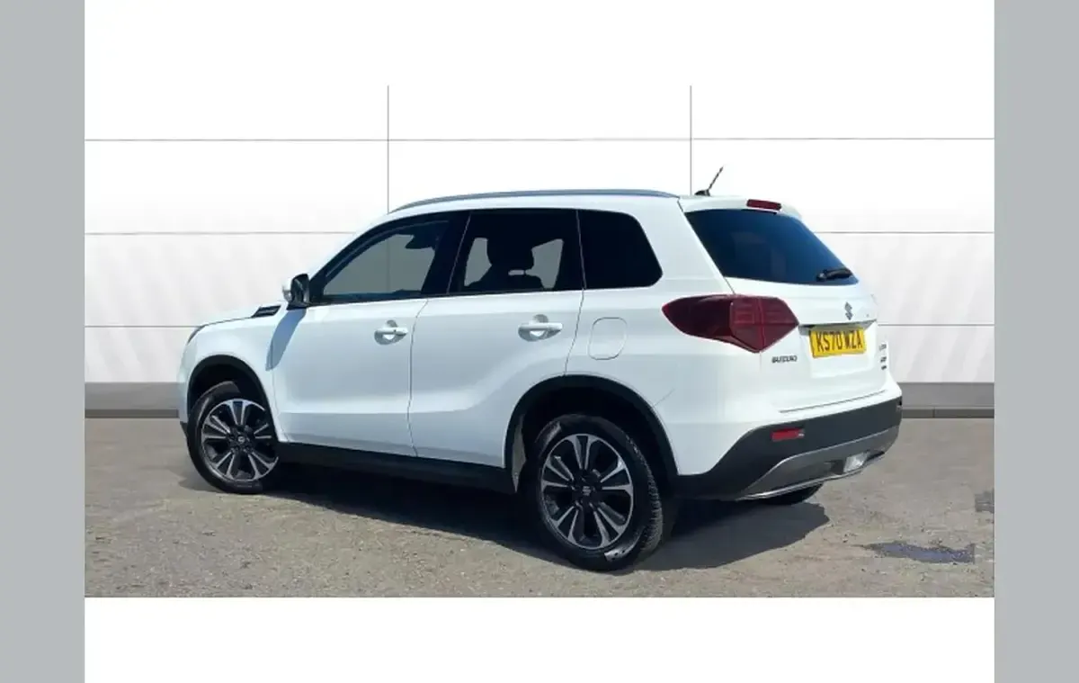Used Suzuki Vitara SZ5 129 HP (94 kW) 2020 White SUV