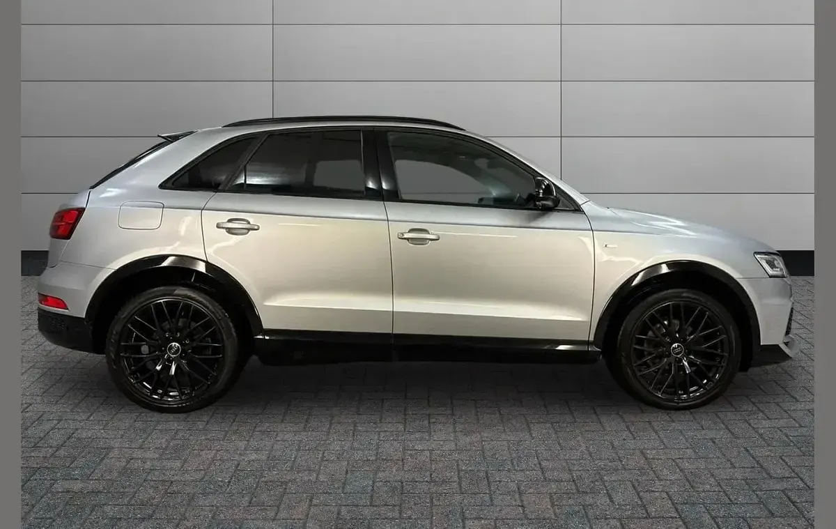 Used Audi Q3 Black Edition 150 HP (110 kW) 2018 Silver SUV