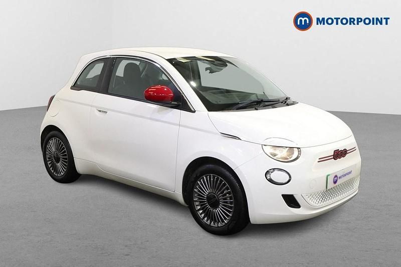 Second-hand Fiat 500e Red 69 kW (95 CP) 2024 Alb Hatchback