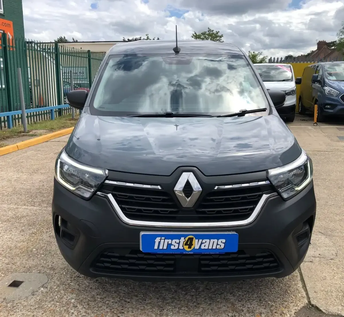 Used Renault Kangoo 2023 Grey MPV