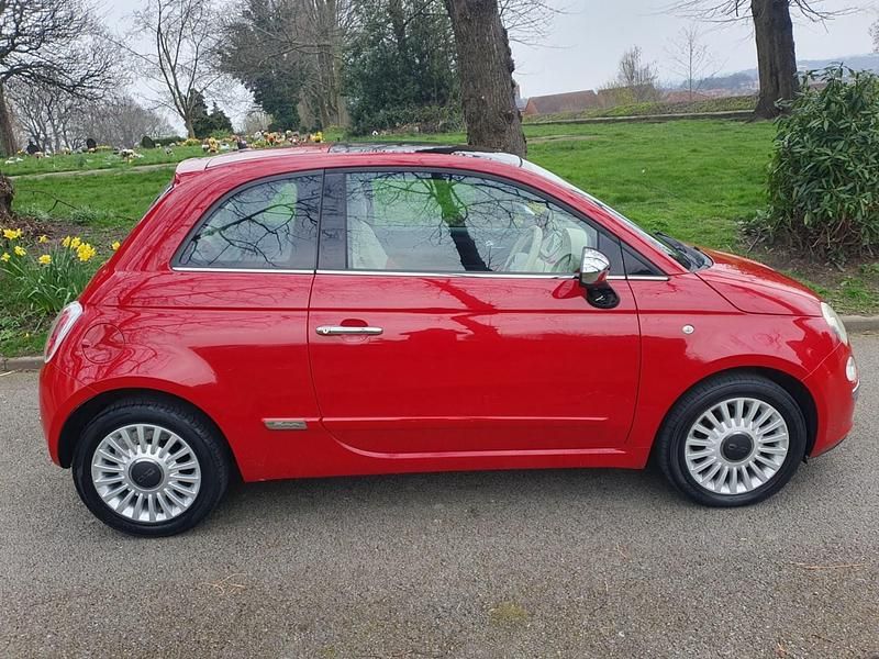 Used Fiat 500 Lounge 85 HP (62 kW) 2012 Red Hatchback