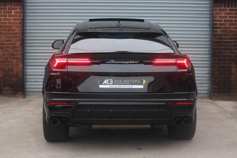 Used Lamborghini Urus 650 HP (478 kW) 2022 Black SUV