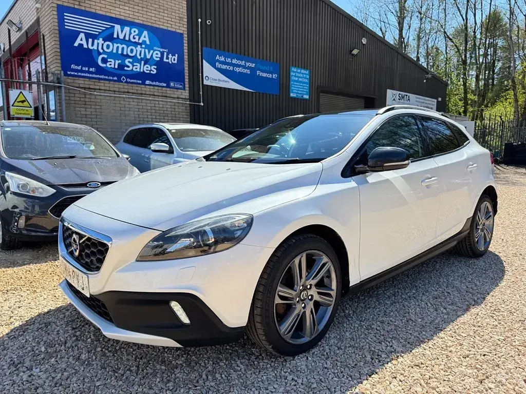 Usado Volvo V40 2014 Branco Citadino