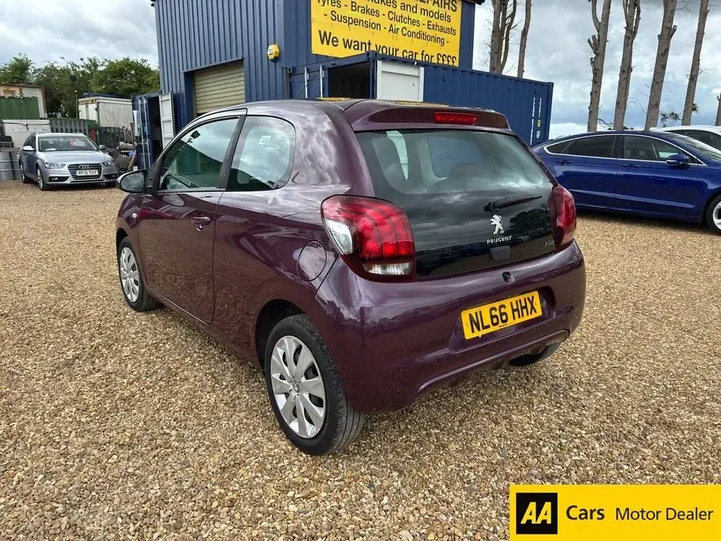 Used Peugeot 108 Active 68 HP (50 kW) 2016 Purple Hatchback
