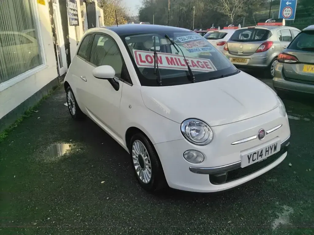 Used Fiat 500 Lounge 69 HP (50 kW) 2014 White Hatchback