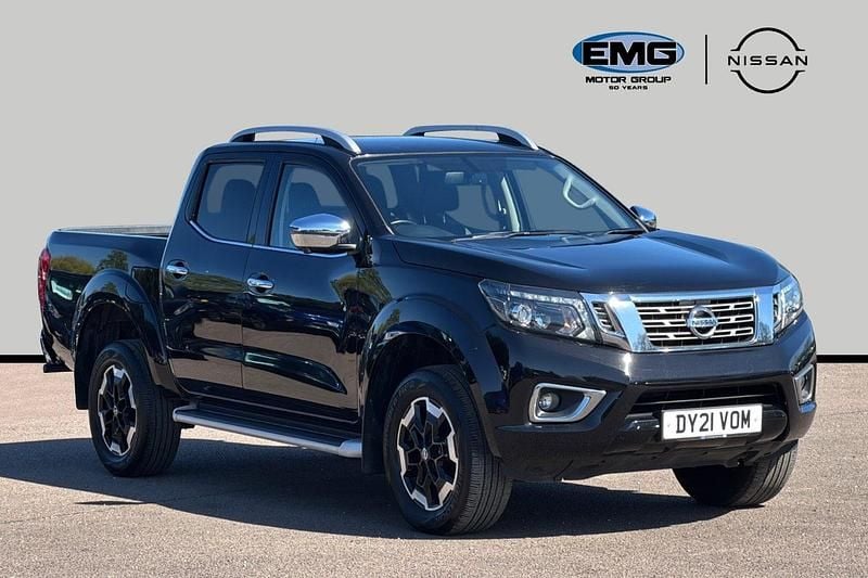 Black Used 2021 Nissan Navara Tekna Pickup | £18,395 (Super price) - Image 1/3