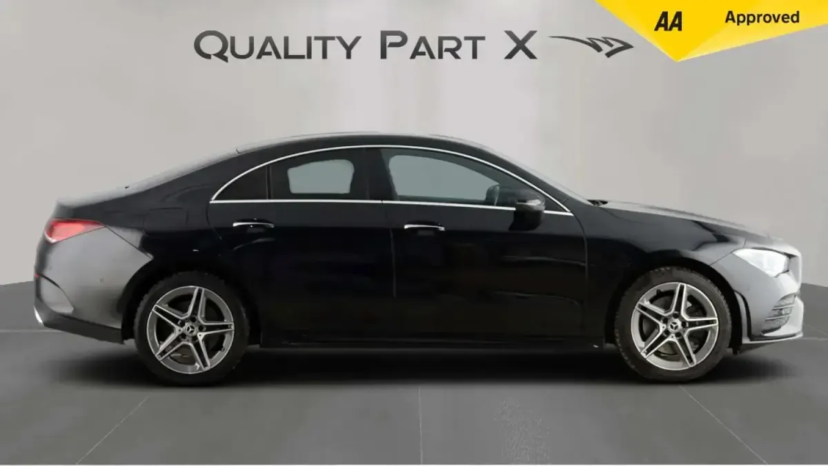 Usado Mercedes CLA250e AMG line 2022 Preto Sedan