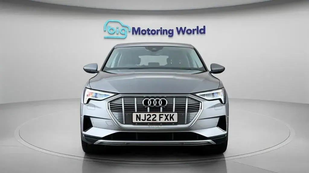 Usado Audi e-tron 11 kW (15 HP) 2022 SUV