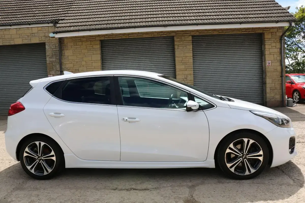 Used Kia Ceed GT-Line 2018 White Hatchback