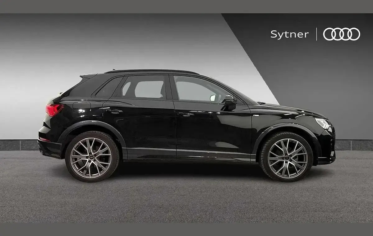Used Audi Q3 Black Edition 150 HP (110 kW) 2025 Black SUV