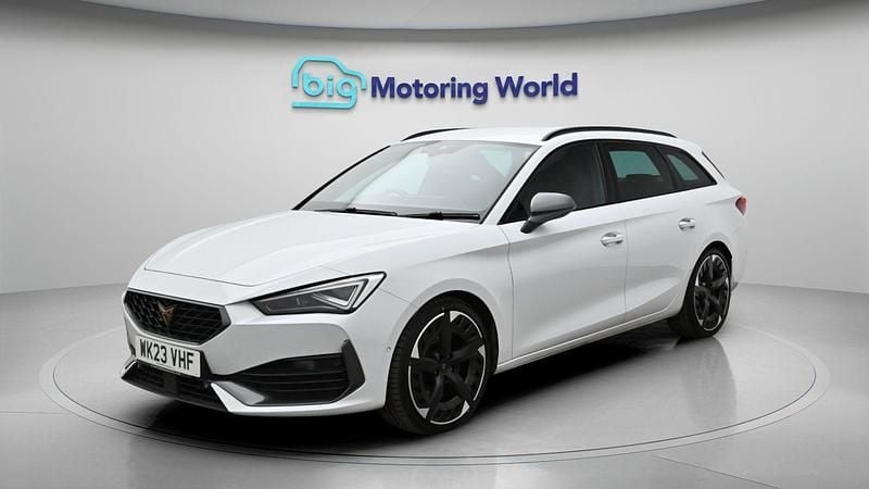 Used Cupra Leon VZ3 310 HP (228 kW) 2023 White Estate