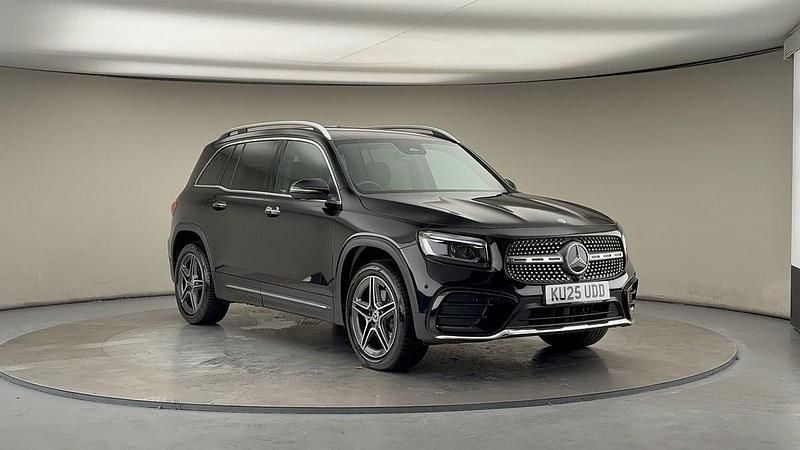 Cosmos black Used 2025 Mercedes GLB200 Executive SUV | £31,900 (Fair price) - Image 1/4