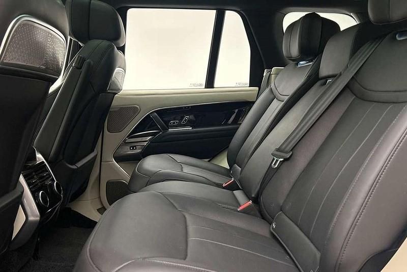 Second-hand Land Rover Range Rover Autobiography 394 CP (289 kW) 2024 Alb SUV