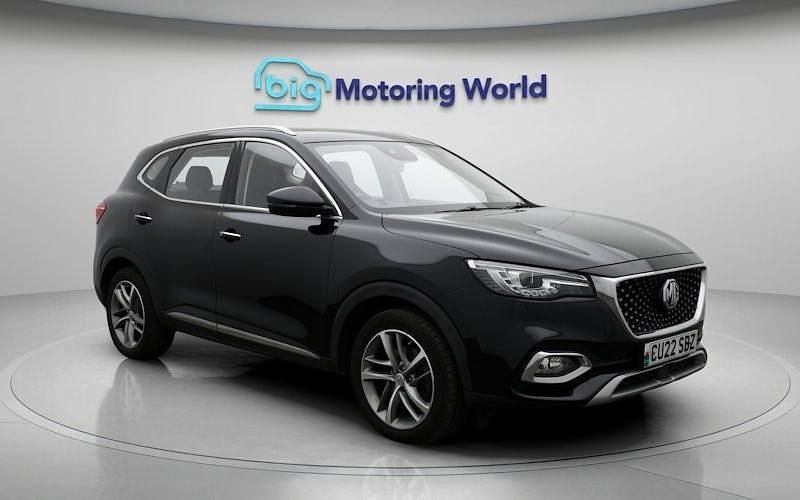 Black Used 2022 MG HS Exclusive SUV | £14,500 (Fair price) - Image 1/4