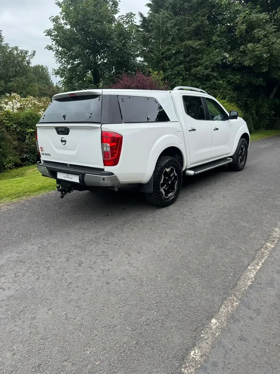 Used Nissan Navara Tekna 2020 White Pickup
