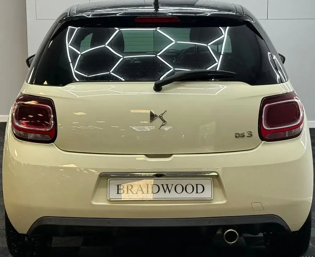 Used DS Automobiles DS3 2018 Cream Hatchback