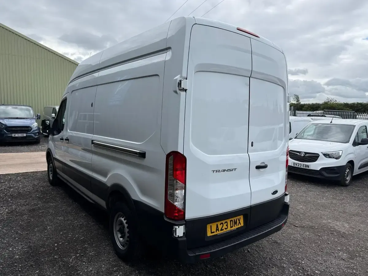 Used Ford Transit S 130 HP (95 kW) 2023 White Van