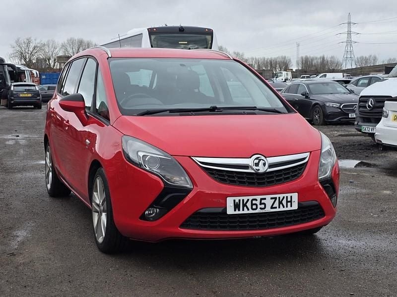 Used Vauxhall Zafira SRi 2015 Red MPV