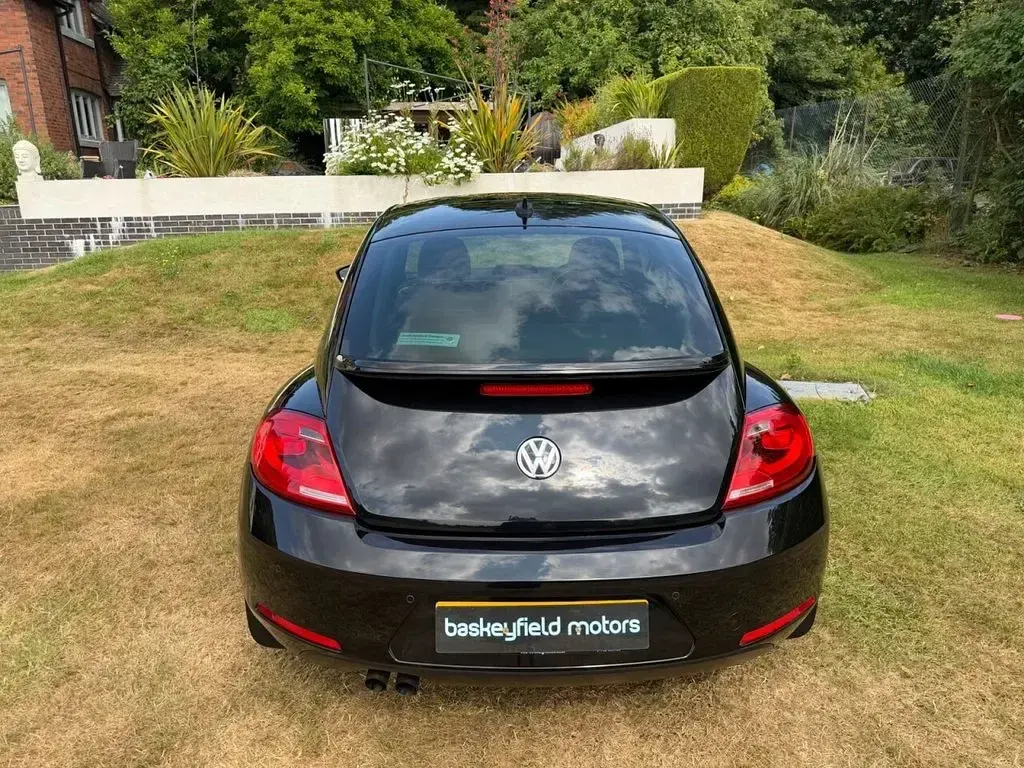 Used VW Beetle Sportline 140 HP (102 kW) 2014 Black Hatchback