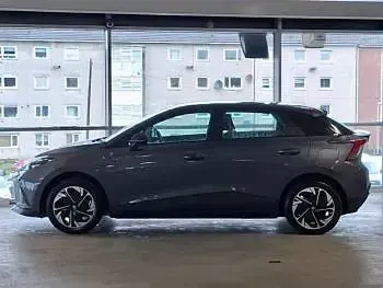 Used MG MG4 EV SE 125 kW (170 HP) 2023 Grey Hatchback