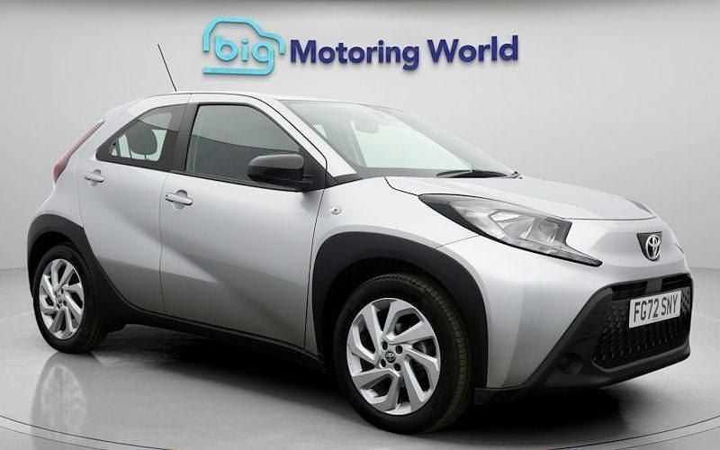 Used 2024 Toyota Aygo PURE Hatchback | £11,800 (Good price) - Image 1/4