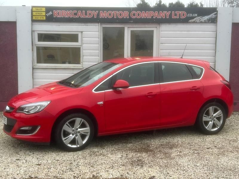 Used Vauxhall Astra SRi 2013 Red Hatchback