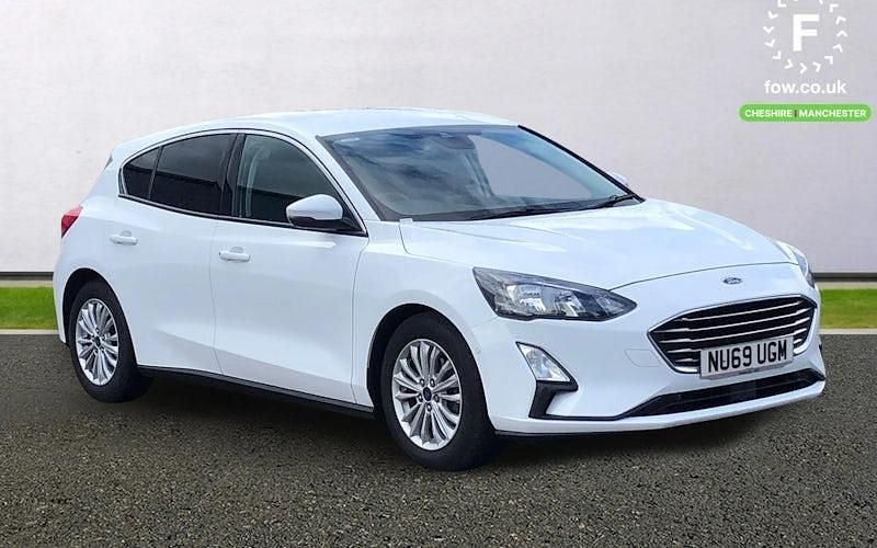 Used Ford Focus Titanium 125 HP (91 kW) 2020 White Hatchback