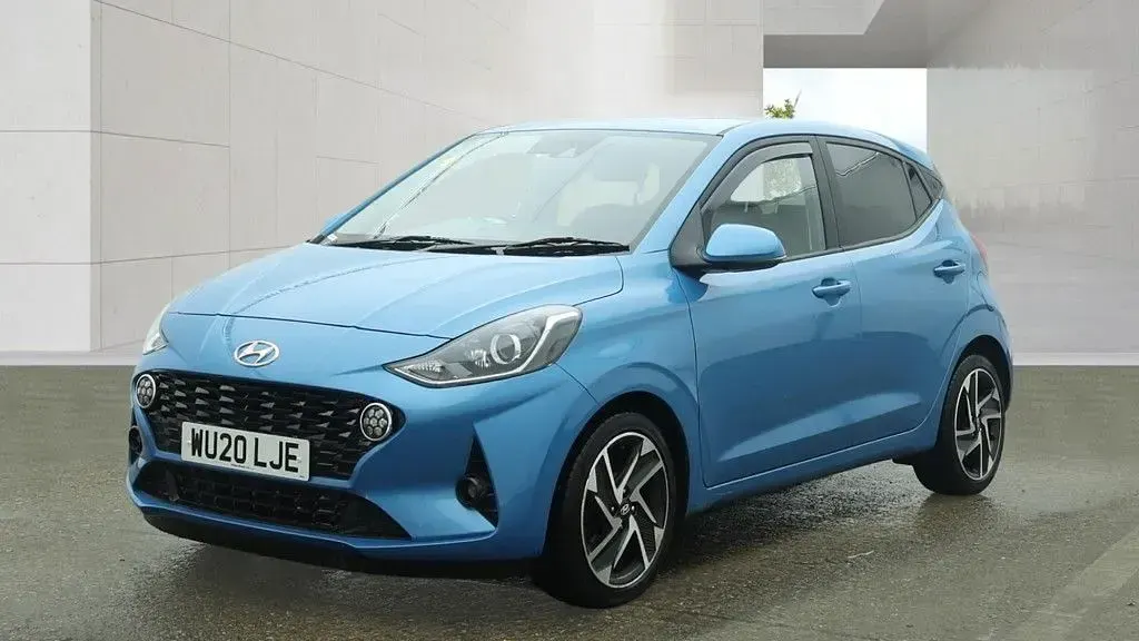 Used Hyundai i10 Premium 67 HP (49 kW) 2020 Blue Hatchback