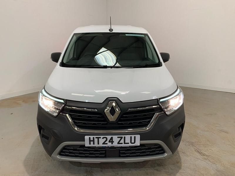 Used Renault Kangoo 95 HP (69 kW) 2024 White MPV